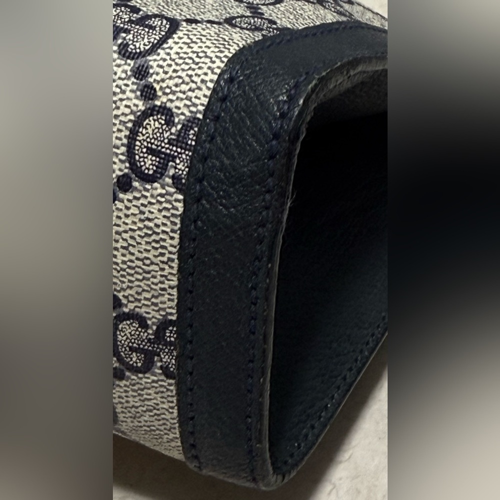 GUCCI Vintage GG Canvas Sherry Line Clutch - Picture 9 of 16
